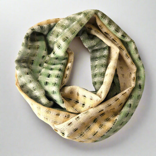 Handwoven Scarf in Silk/Merino